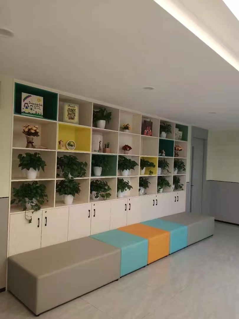 商贸中学公共休闲空间改造|模块化软装家具落地案例(图10) 商贸中学公共休闲空间改造|模块化软装家具落地案例(图10)